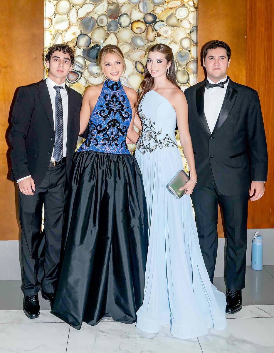 Mario Rivera, María José Vijil, Alyssa Sucrovich y Luis Asfura. 
