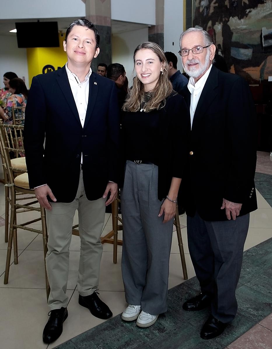 Jairo Mejía, Alessandra Canahuati y Marco Rietti.