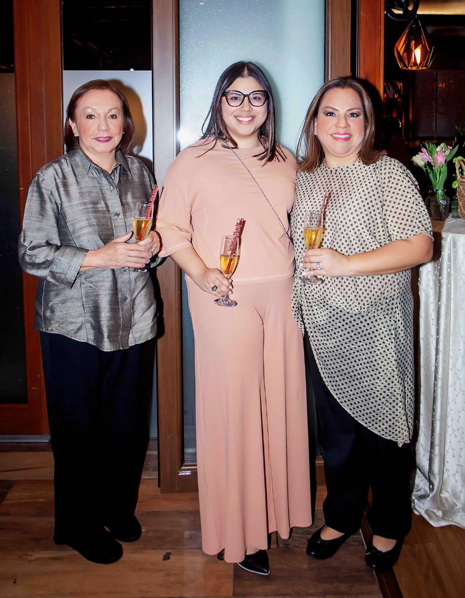 Yolanda Reyes, Andrea Antúnez y Melissa Reyes
