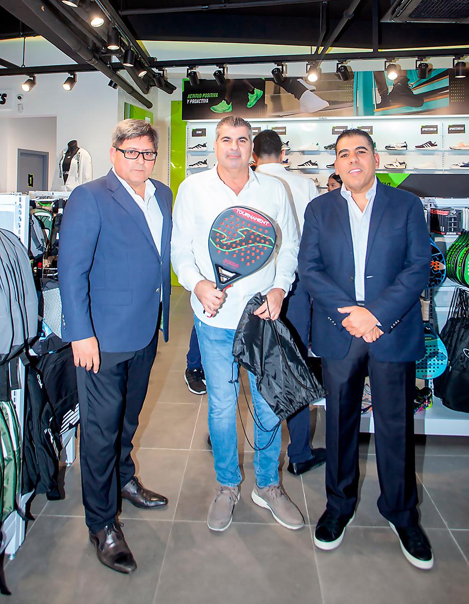 Michael Corcuera, Alex Canahuati y Mario Faraj.