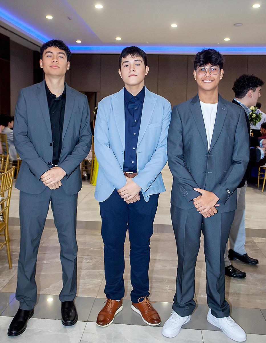  Nelson Mejía, Diego Banegas y Richard Cáceres