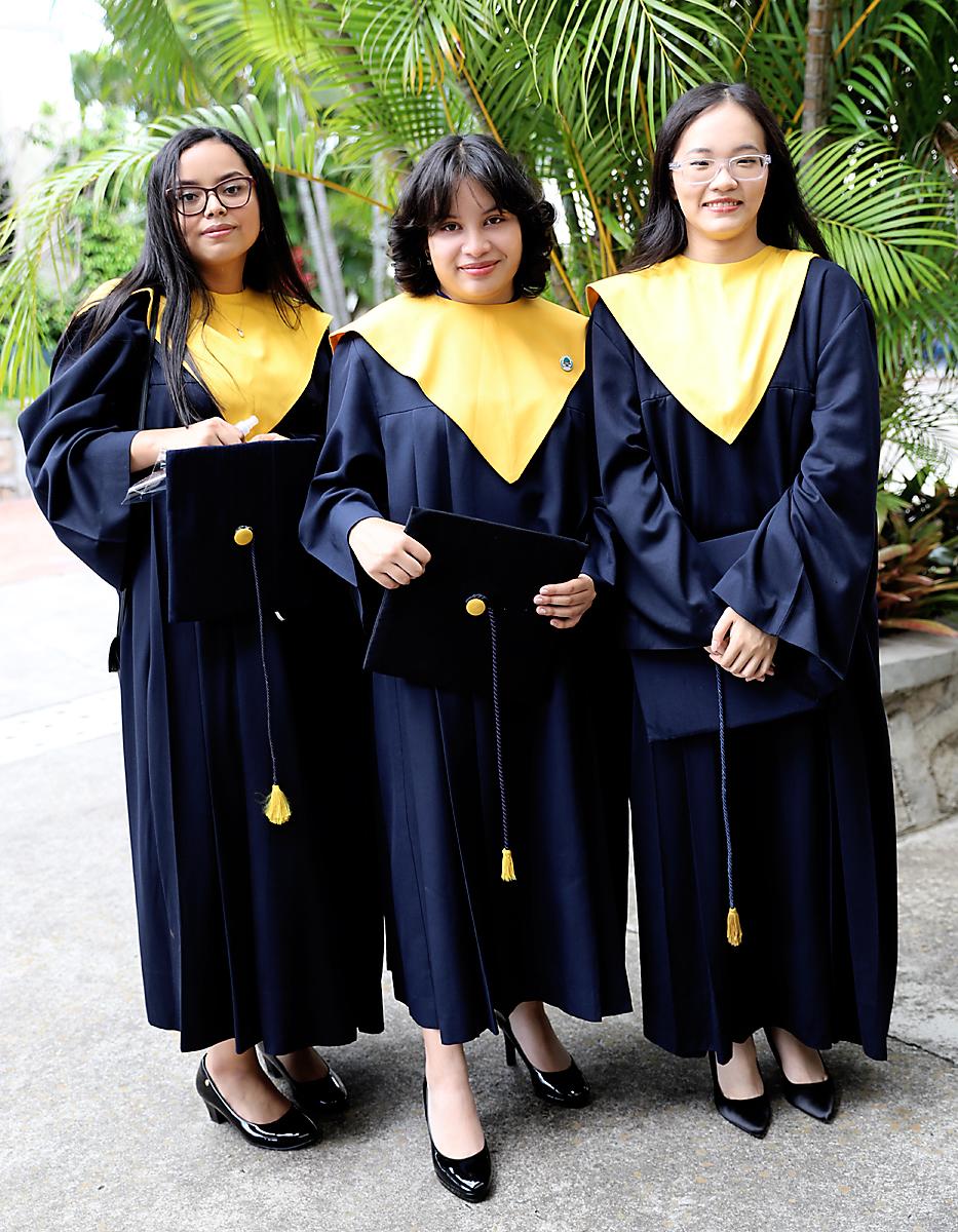Eva Salgado, Ana Rampone y Vivian Chen