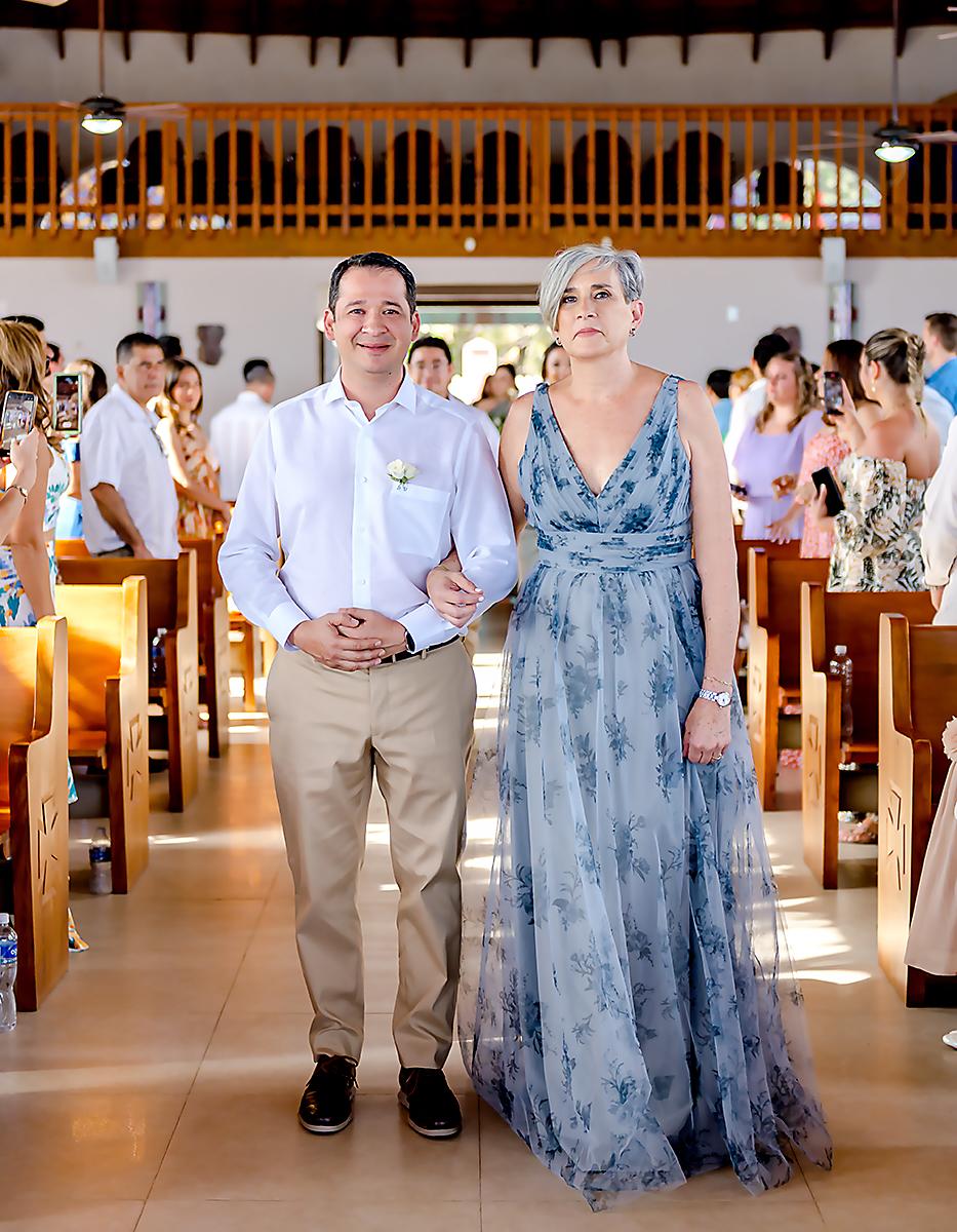 Edwin Norberto Velásquez y Carmen Elena Oberholzer.