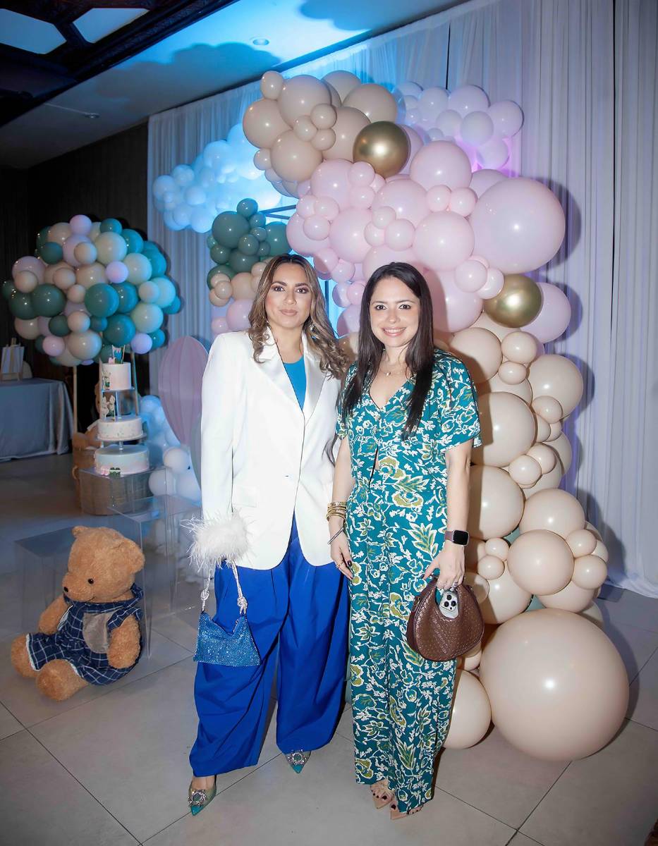 Paola Rodríguez y Alejandra Hernández.