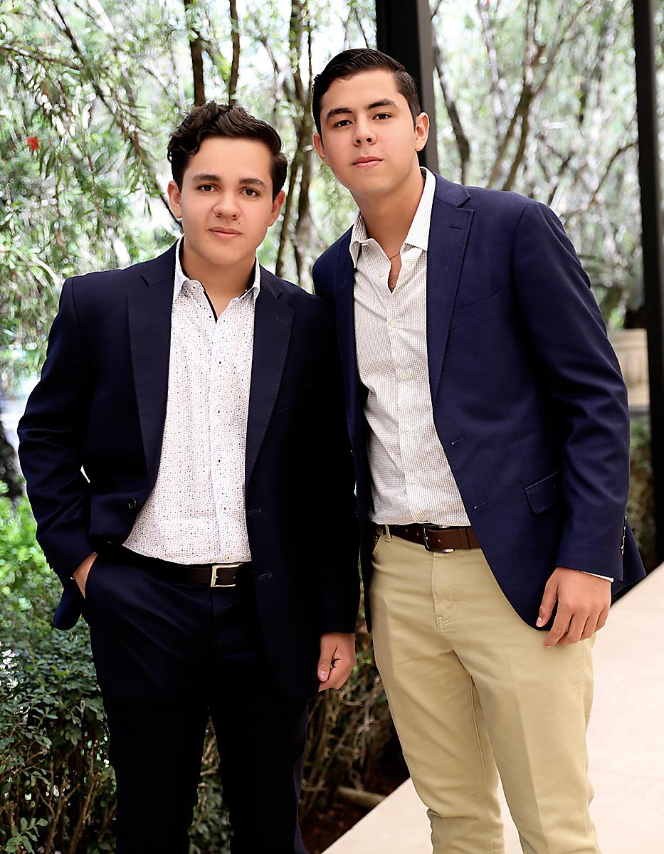 Josemaría Martínez y Allan Valeriano