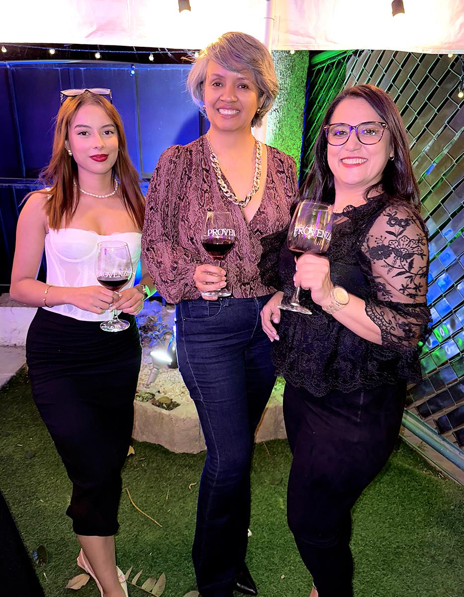 Provenza celebra su primer aniversario en Tegucigalpa