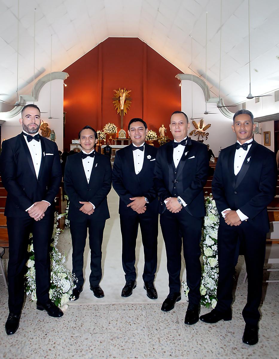 Juan Escoto, Nahúm Ortiz, José Luis Martínez, Mario Lozano y Ramón Trejo.