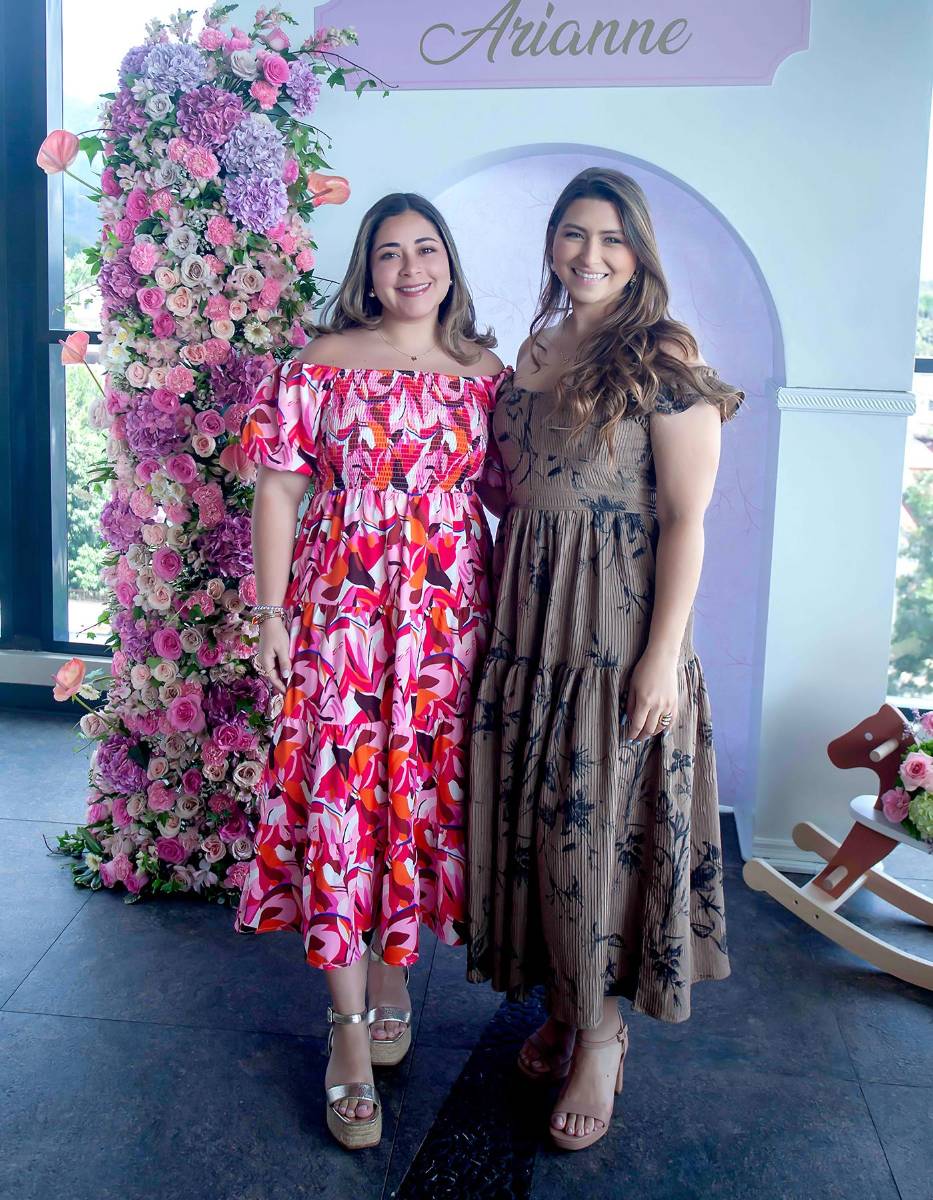 Ethel Brito y Pamela Quezada