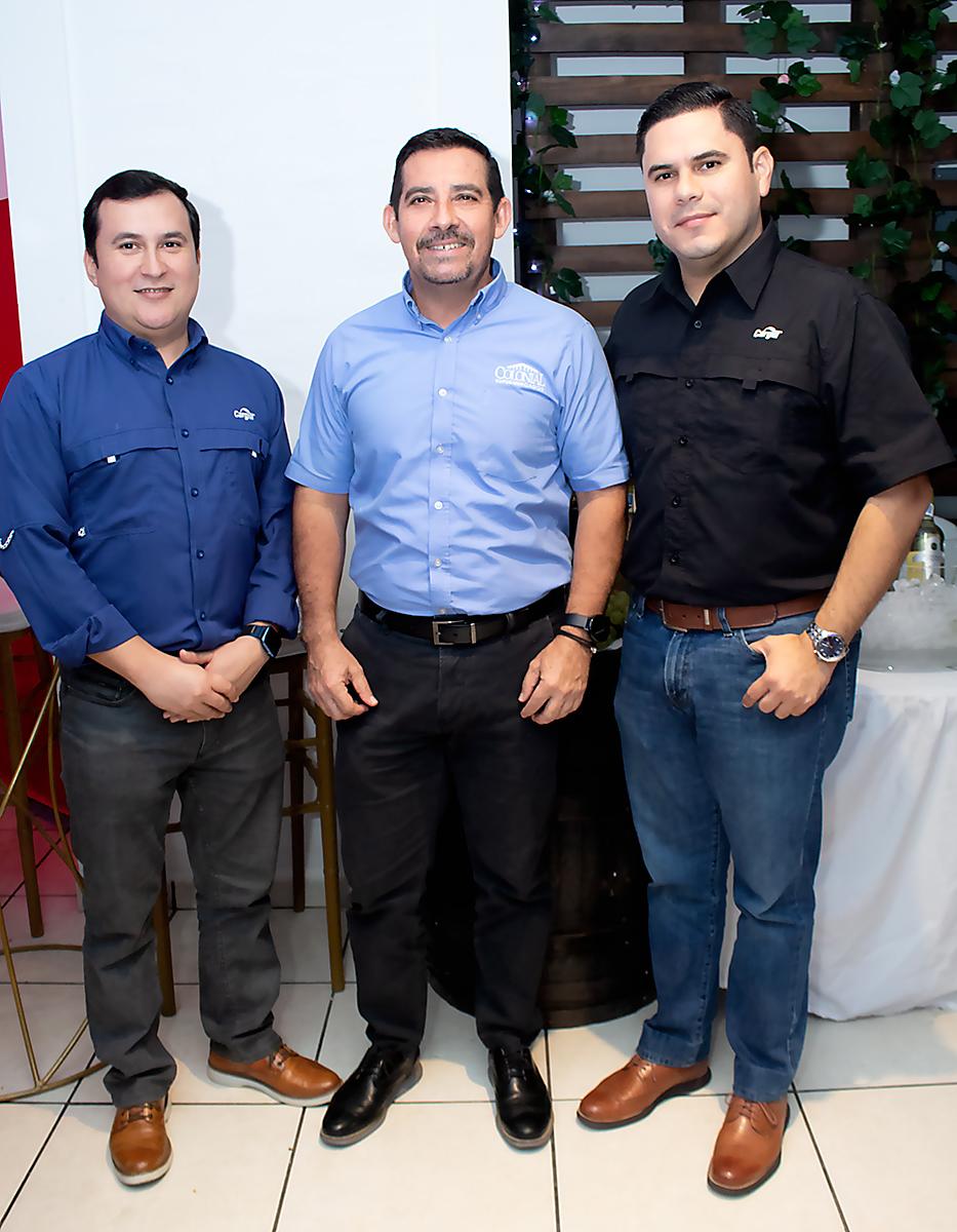Kevin Pineda, Alexis Reyes y Frank Ramírez. 