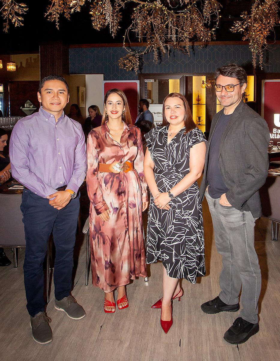 Abrahan Flores, Alma Caceres, Diana Ramos y Bojan Tosic.