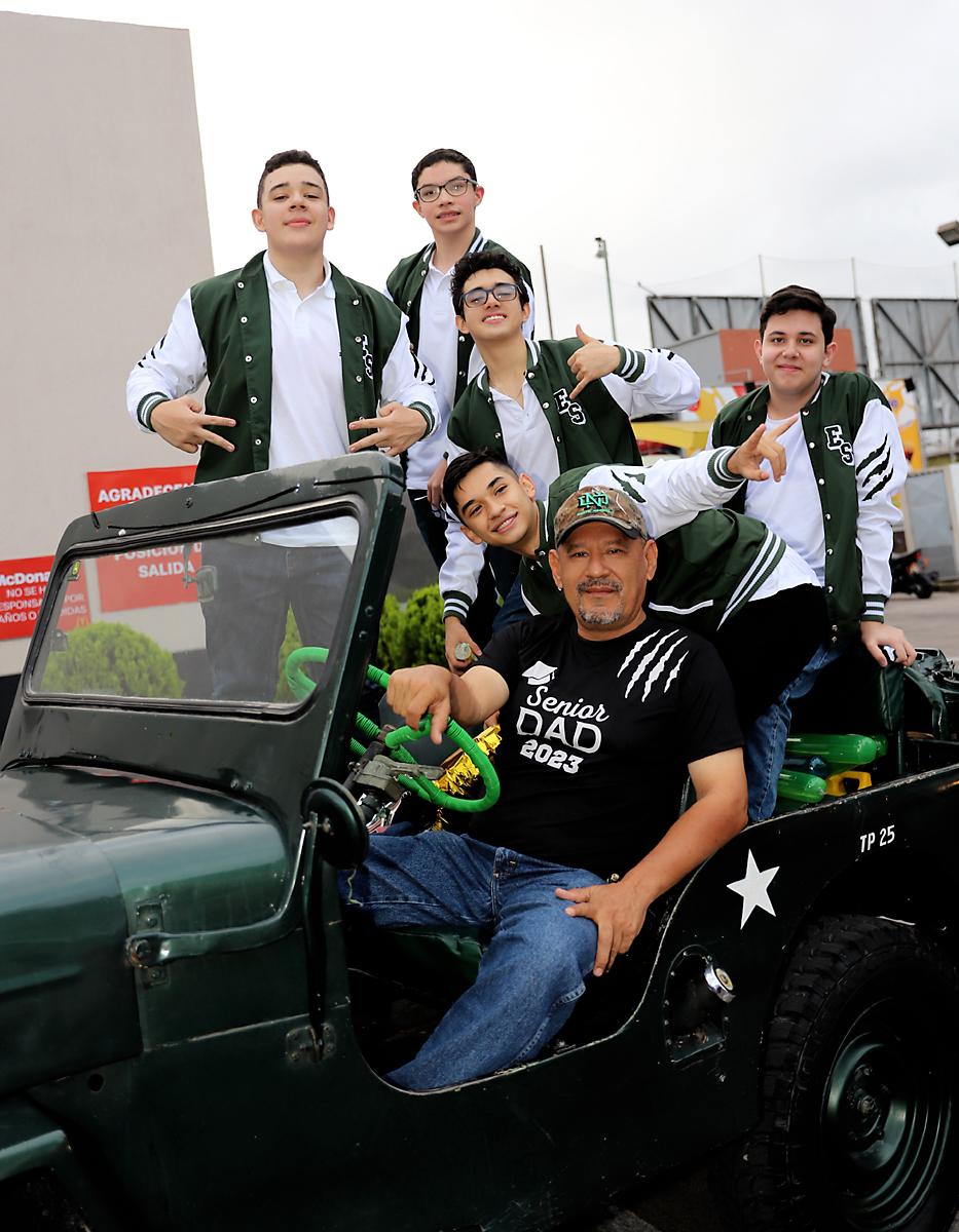 Julio Gómez, Luis Castro, Marco Villanueva, Josué Rivera y Luis Uclés