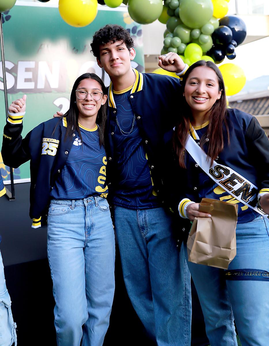 Senior Entrance 2025 de la International School of Tegucigalpa