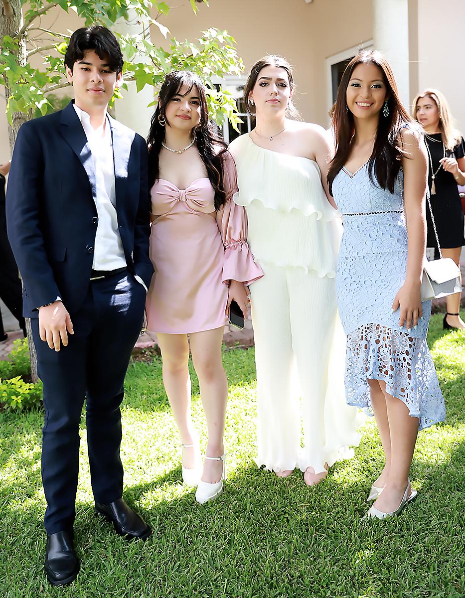 Abraham Zarruk, Fernanda Urrutia, Monserrat Enamorado e Isabella Urrutia