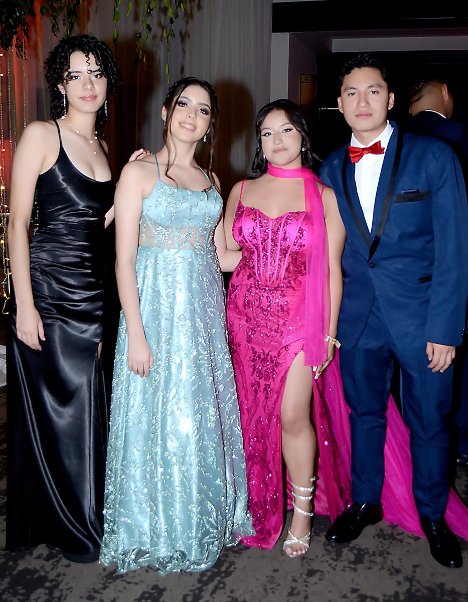 Emiliana Danay, Luciana Gutiérrez, Mía Rivera y Ángel Doblado