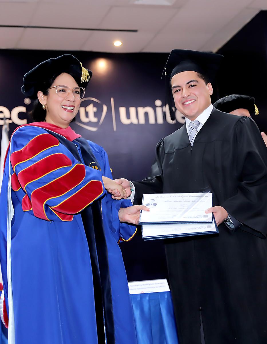 Graduaciones de Pregrado UNITEC TGU 2024