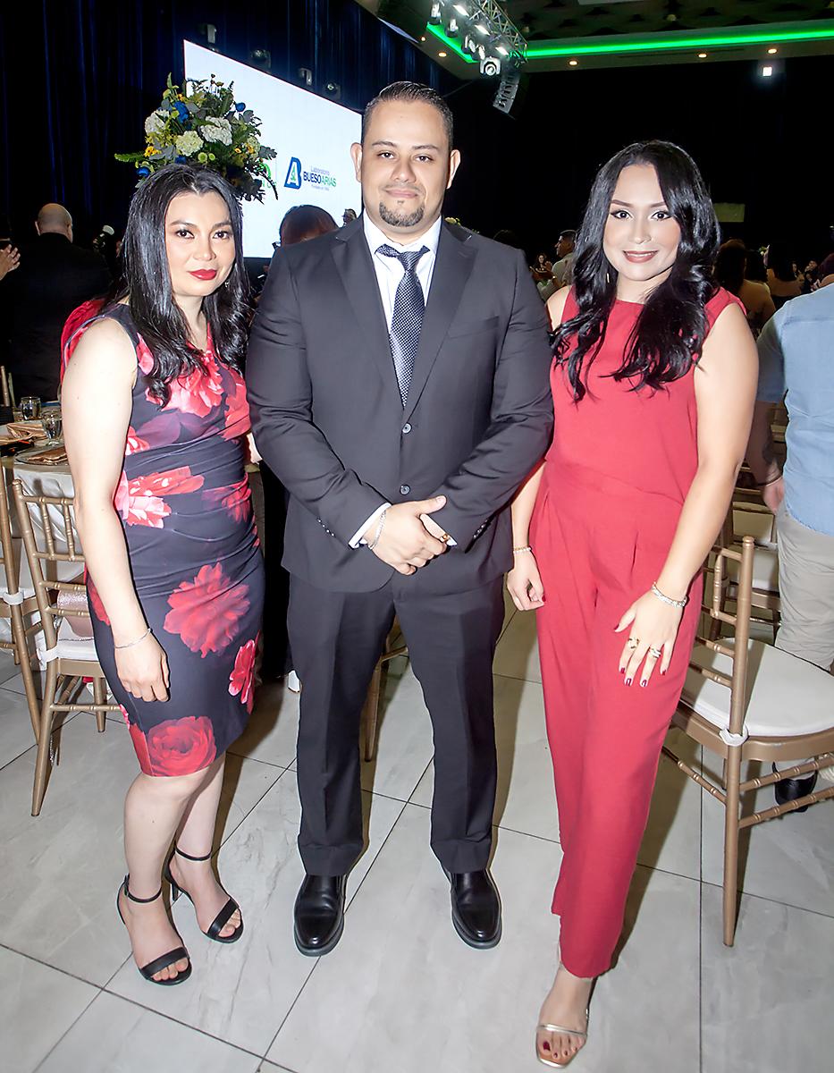 Francis Díaz, Javier Castro y Valentina Méndez.