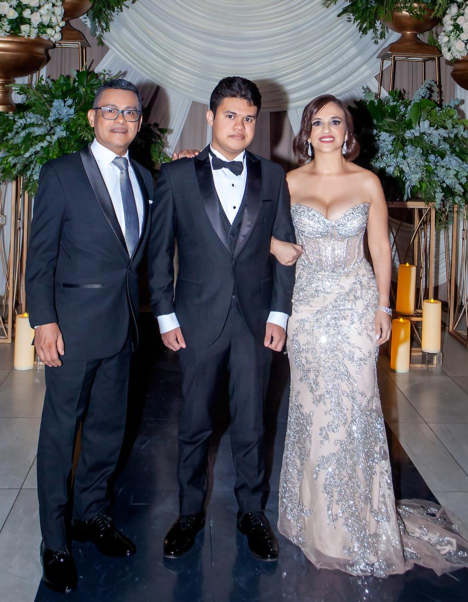 Desfile padres e hijos de la prom 2025 de Santa María del Valle