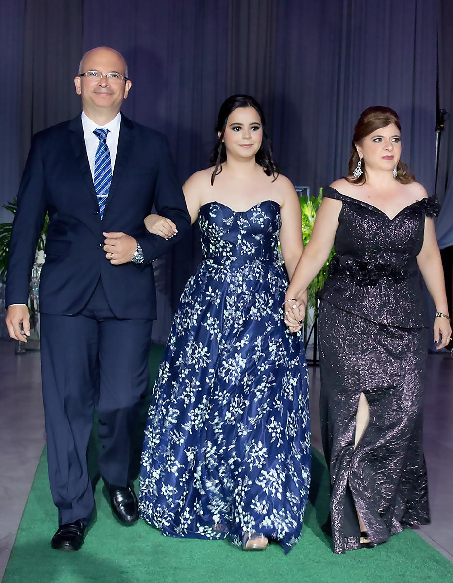 Juan Carlos, Isabel y Jackie Zelaya 
