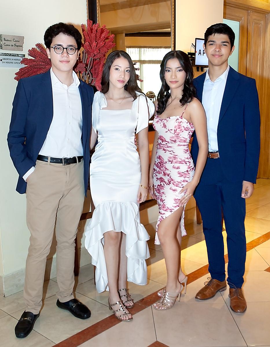 Jorge Castejón, Diana Pineda, Tiffany Dubón y Luca Trimarchi. 