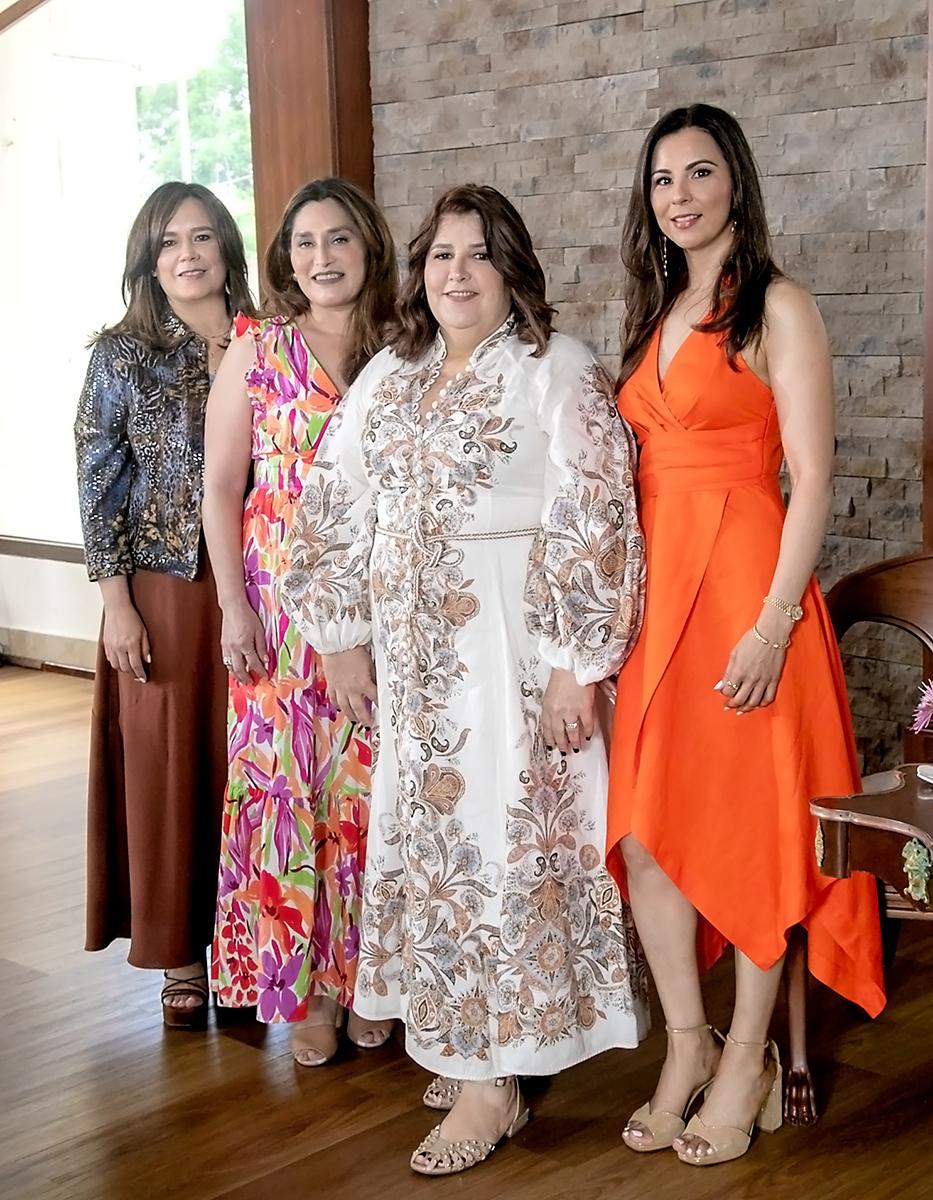 Julissa Marinakys, Alicia Bográn, Mariela Illescas y Silvia Martínez.