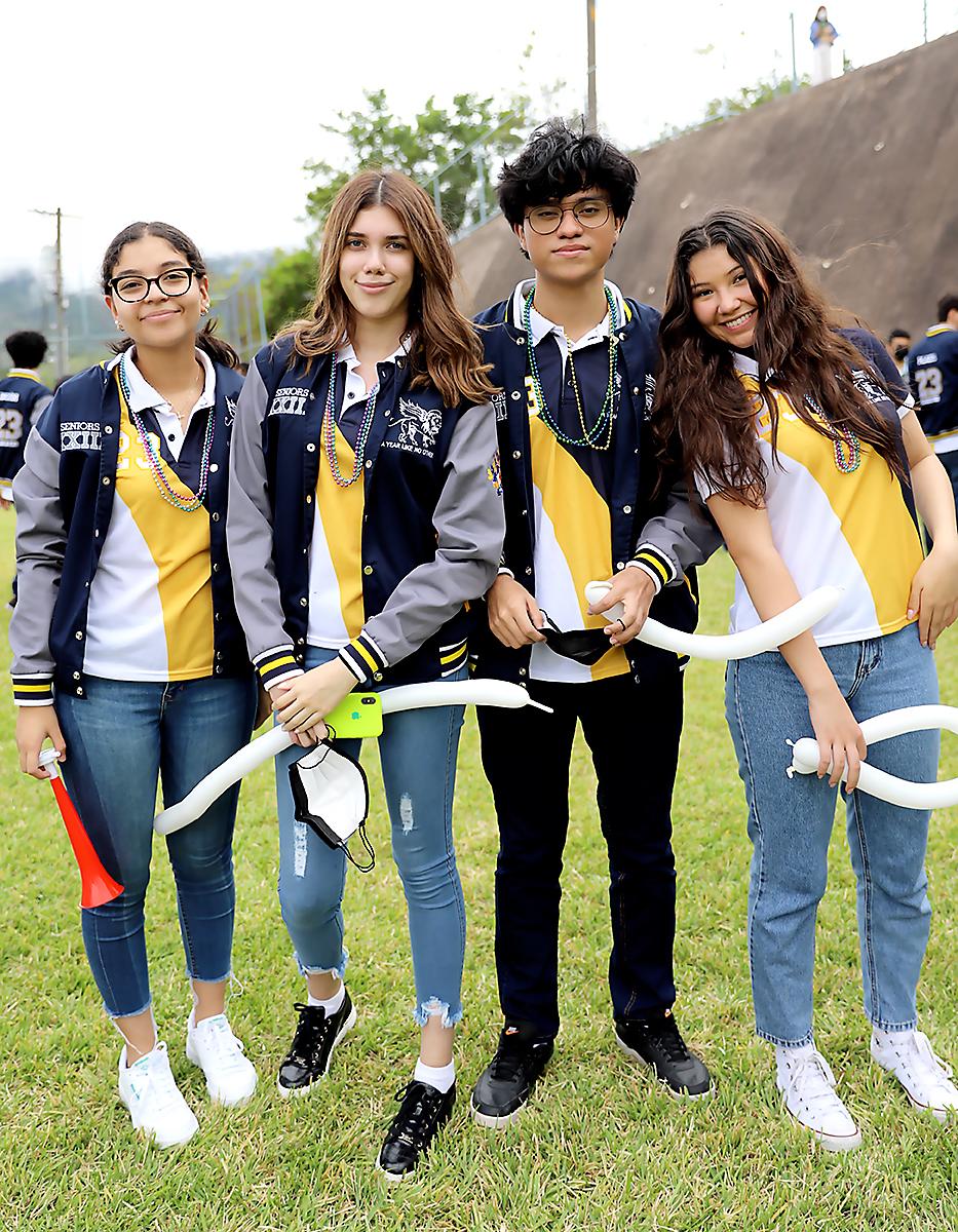 Adriana Salgado, Ana Lucía Cruz, Aarón Fugón y Nicole Mejia