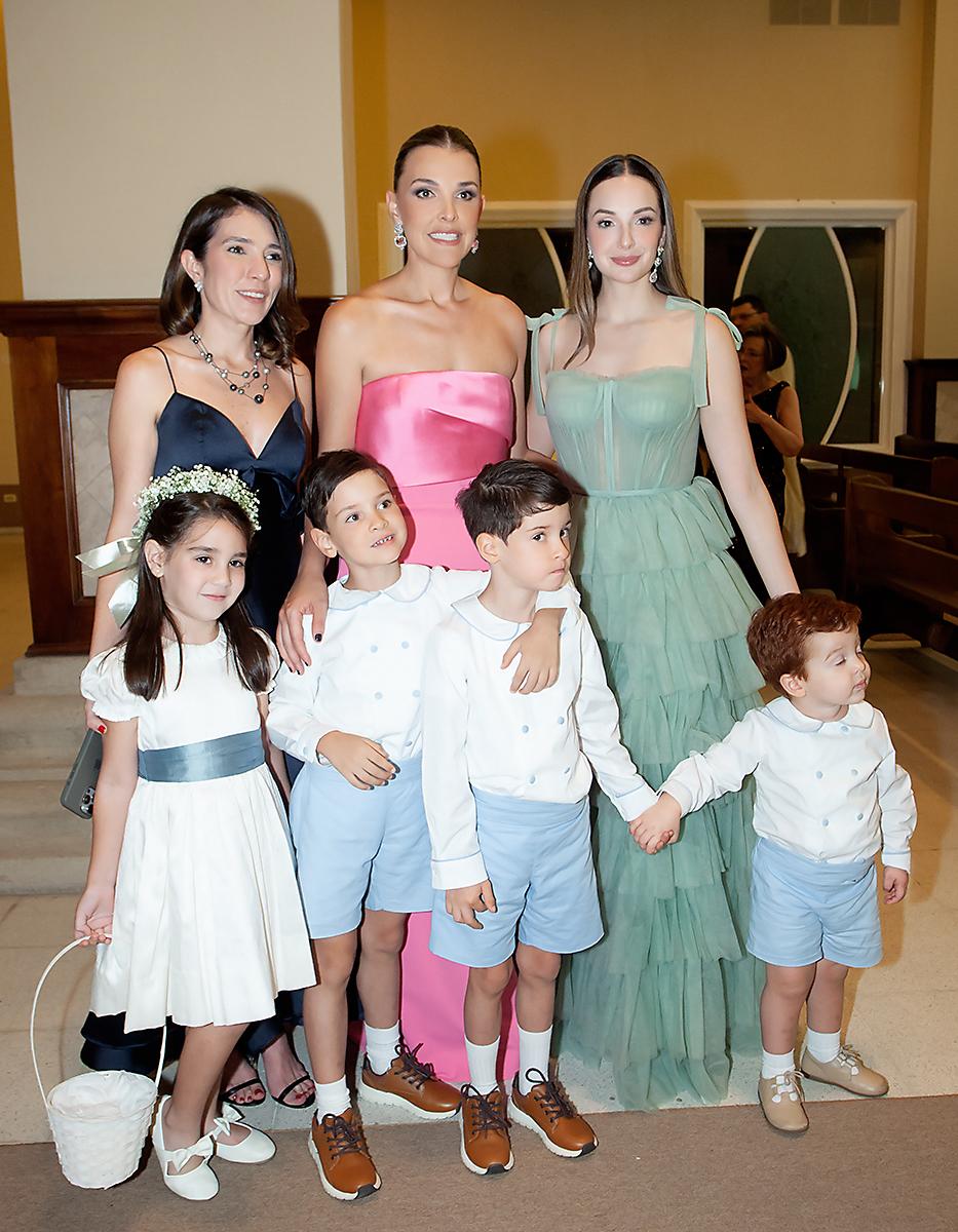 Así fue la boda religiosa de Gregory Hein y Beatriz Barletta