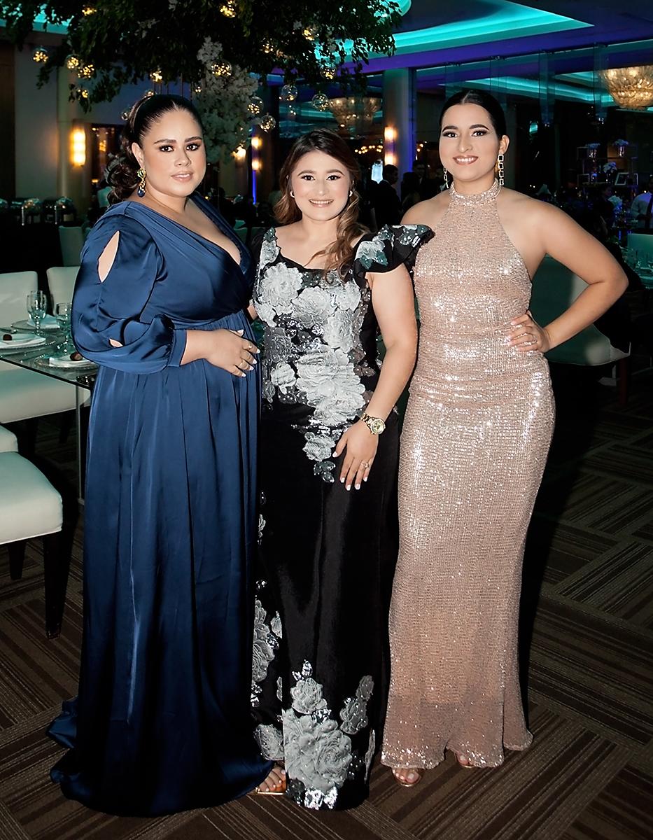 Isabel Contreras, Abigail Orellana y Evelyn Hernández.