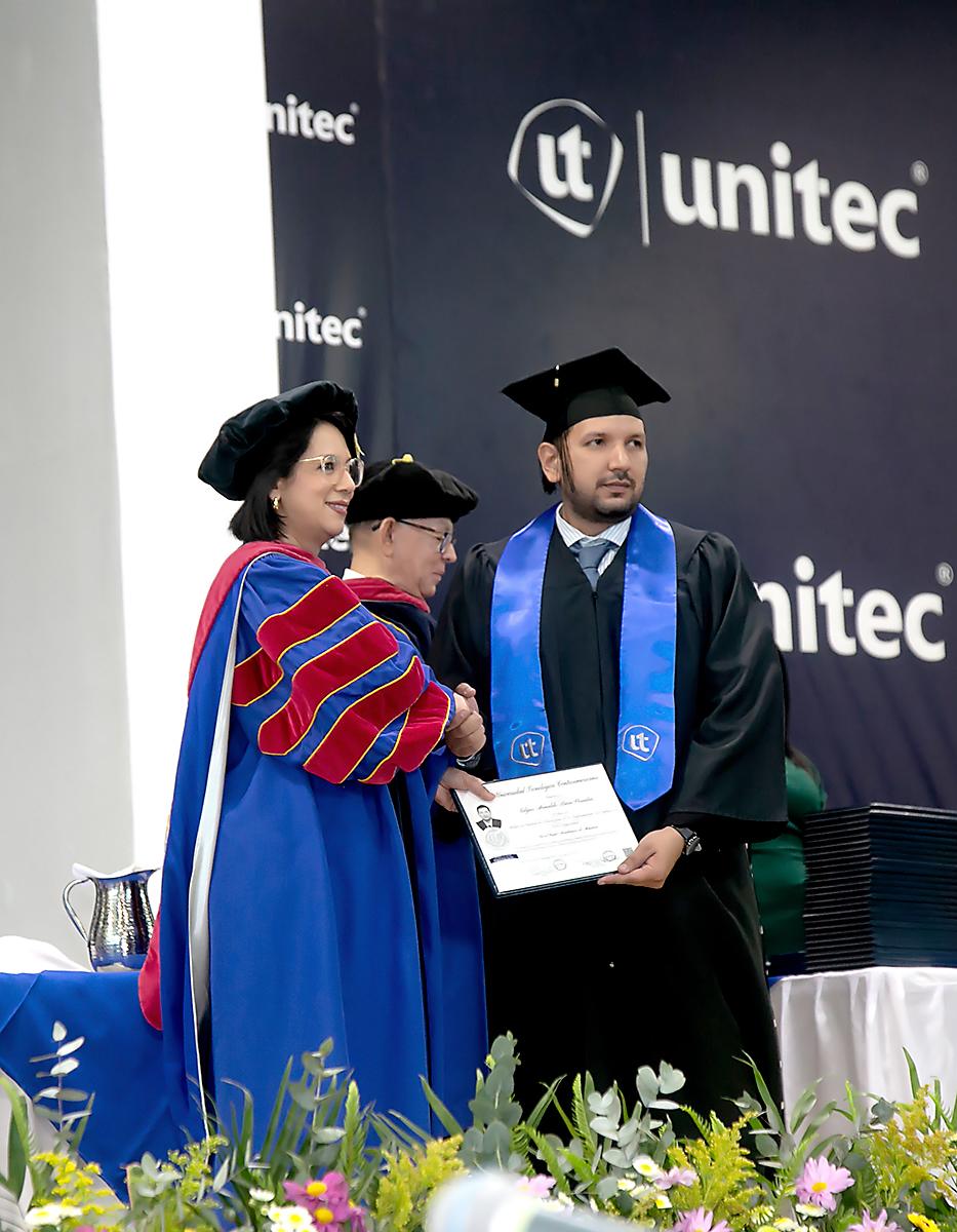 Graduaciones de UNITEC SPS 2024