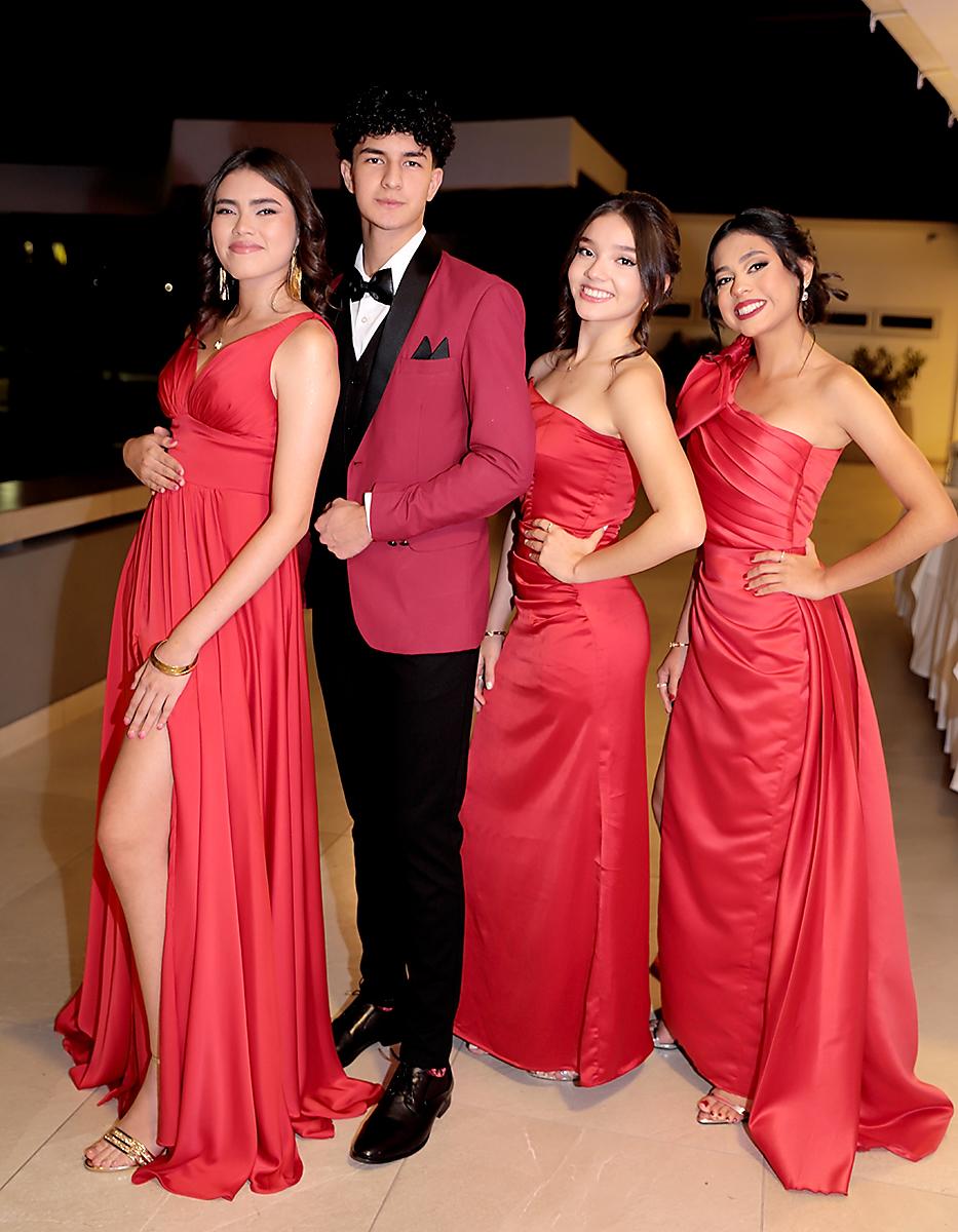 Alejandra Zelaya, Ary Contreras, Sury Bautista y Valeria Banegas. 
