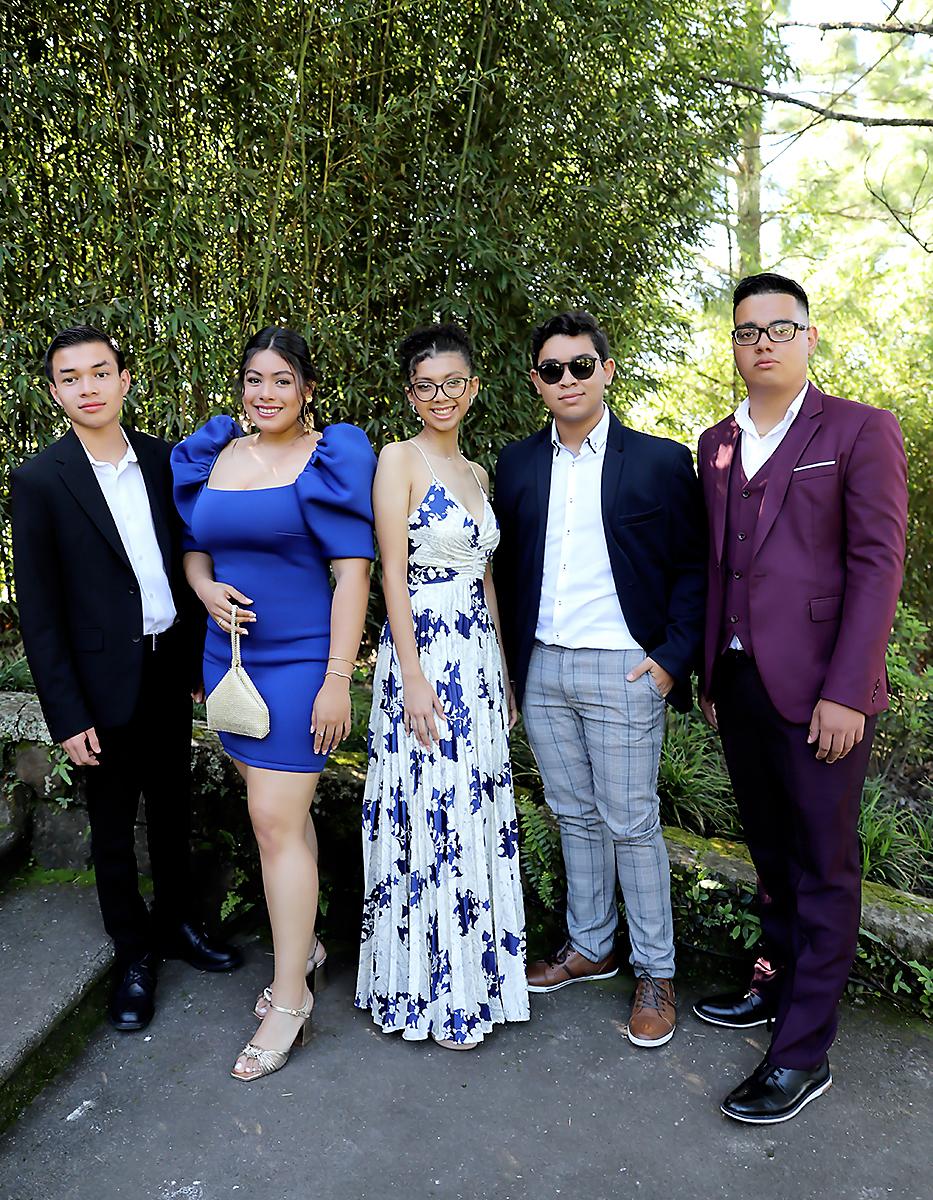 Rafael Callejas, Fernanda Aguilar, Ángela Cortés, Iván Molina y Rony Lee. 