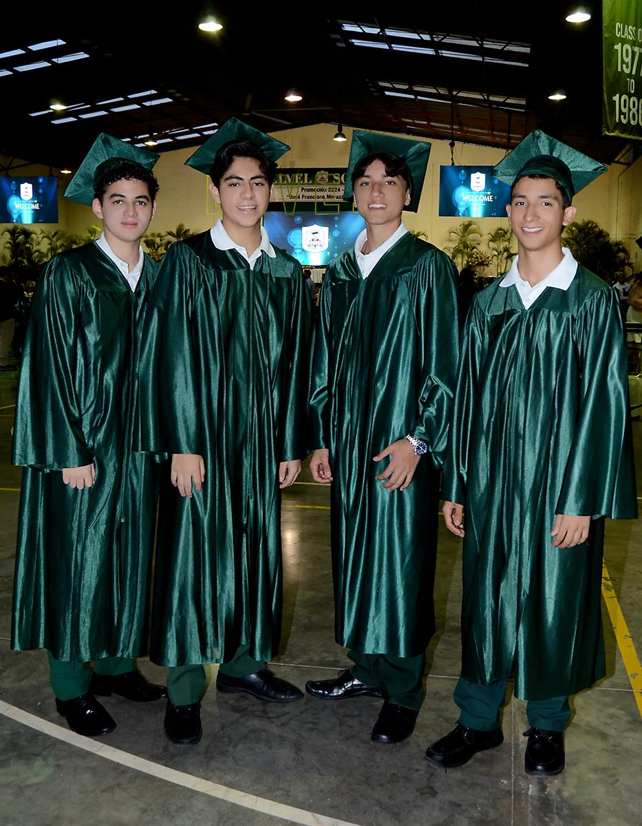 Graduación de la clase 2025 de Elvel School