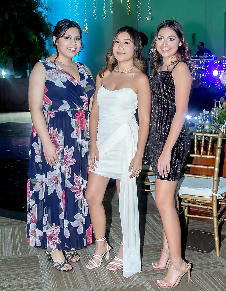 Michelle López, Astrid Gáleas e Iris Aguílar.