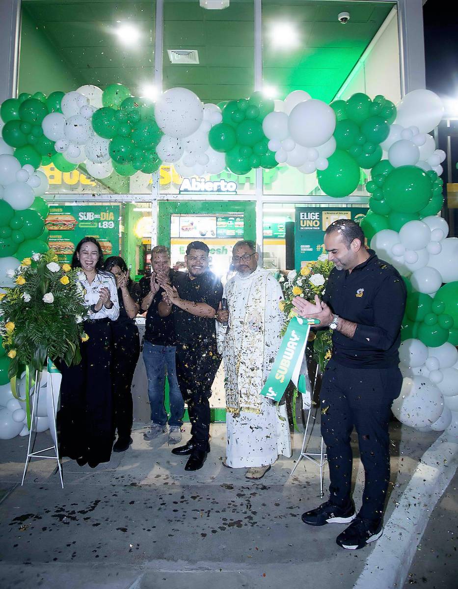 Inauguración de Subway en Plaza Santa Mónica, San Pedro Sula