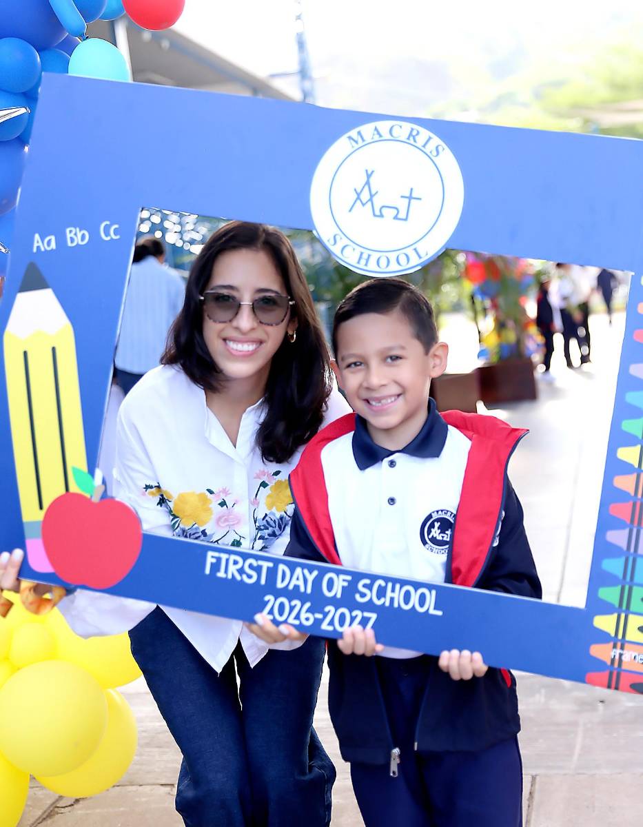 First Day of First Grade de Macris School