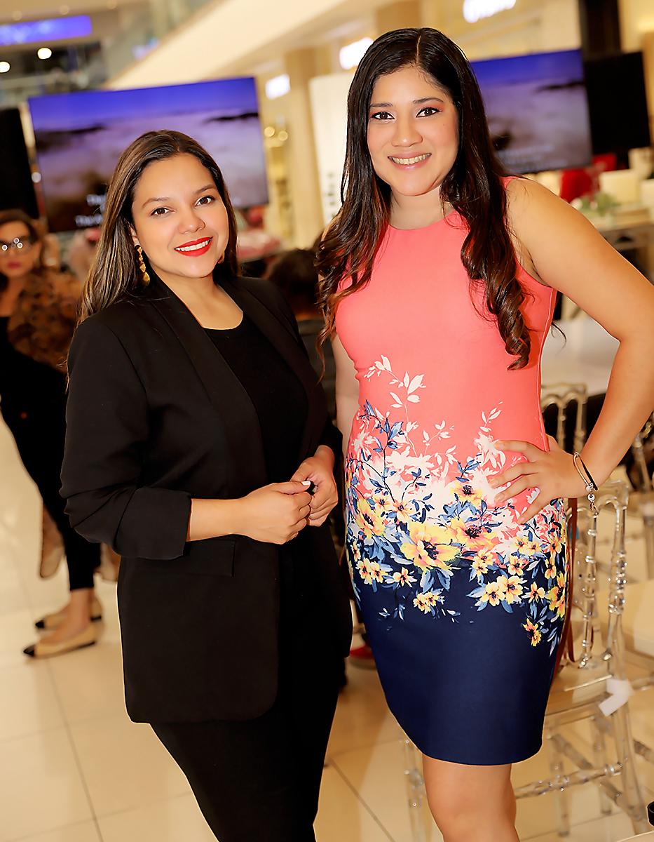 Ana Gómez y Jessy Amador.