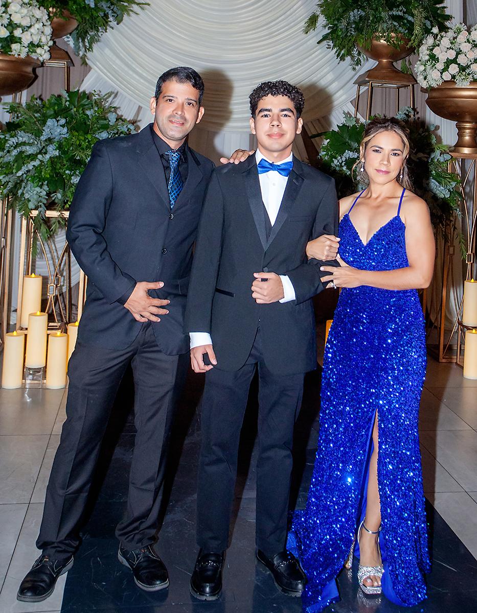 Desfile padres e hijos de la prom 2025 de Santa María del Valle