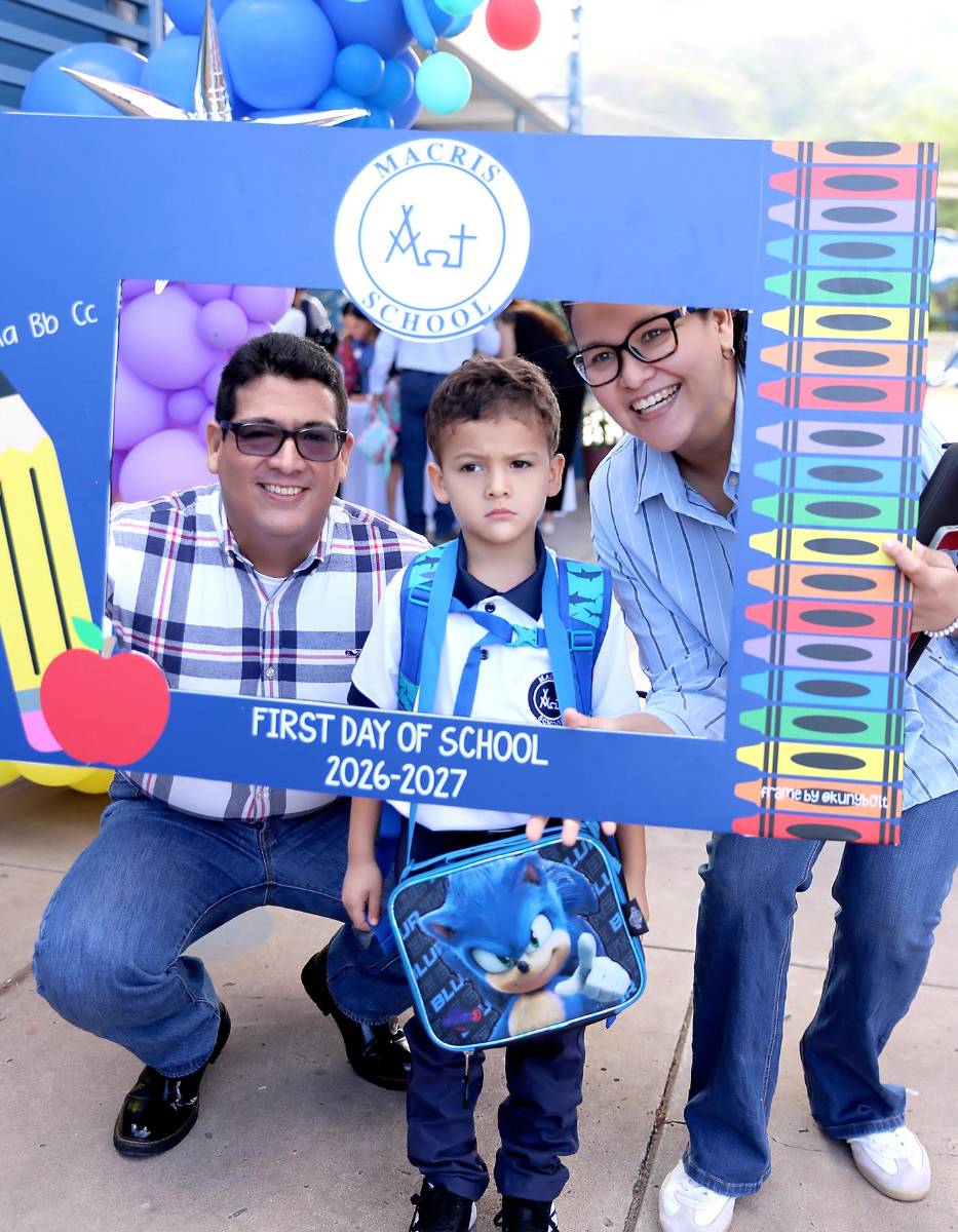 First Day of First Grade de Macris School