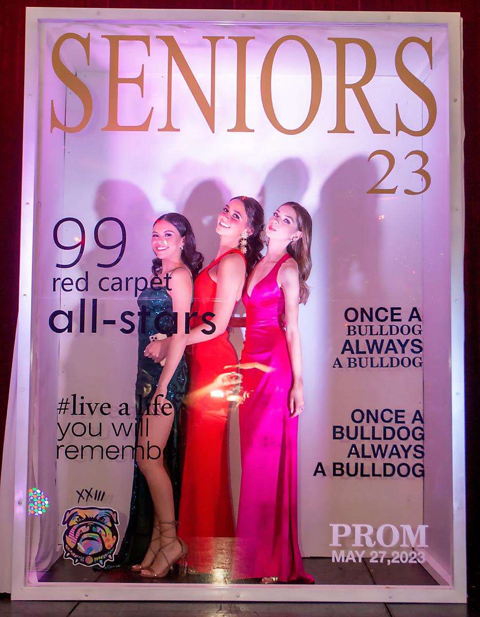 Lucía Ferrera, Tatiana Herrera y Kristina Millensted