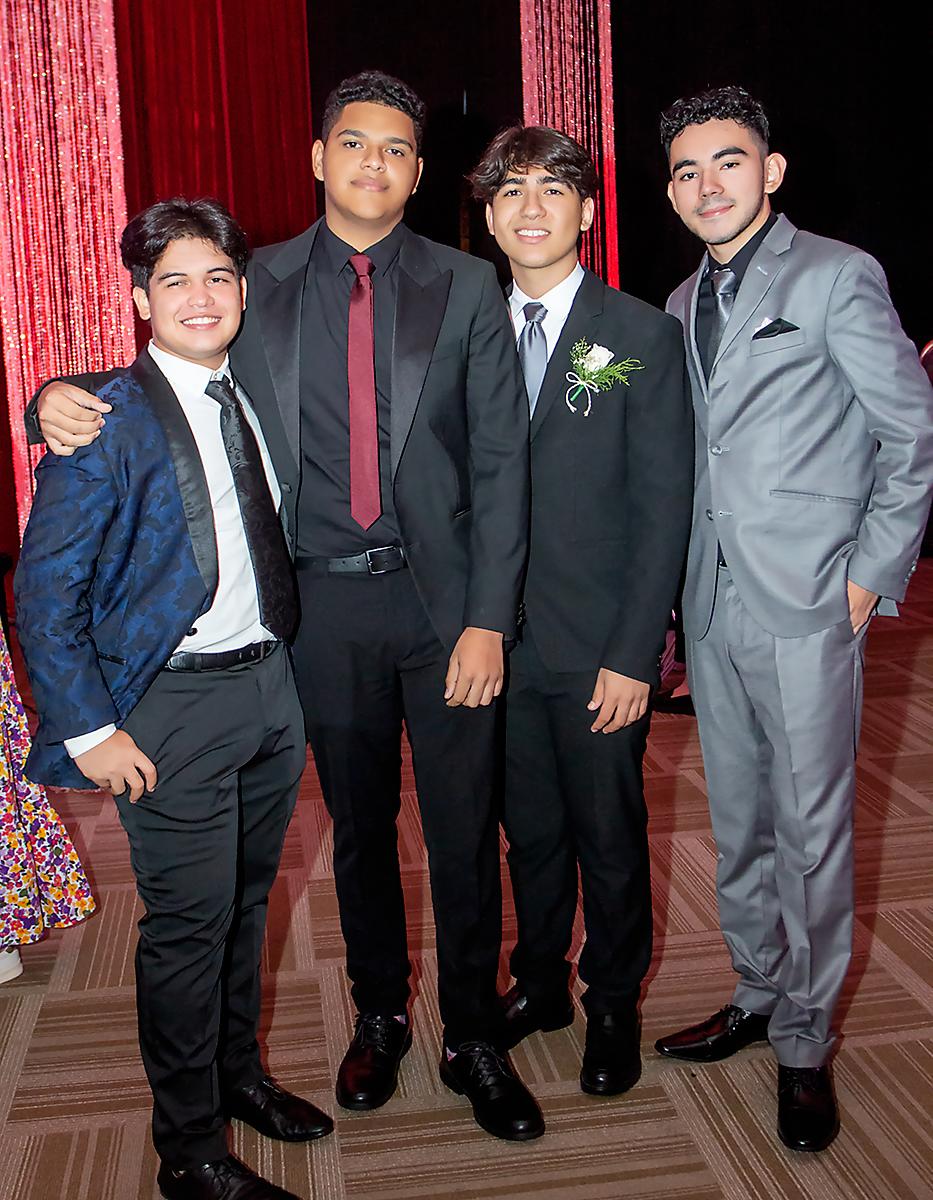 Adrian Gamoneda, Matheo Bandy, Juan David Bonilla y Oscar Canahuati