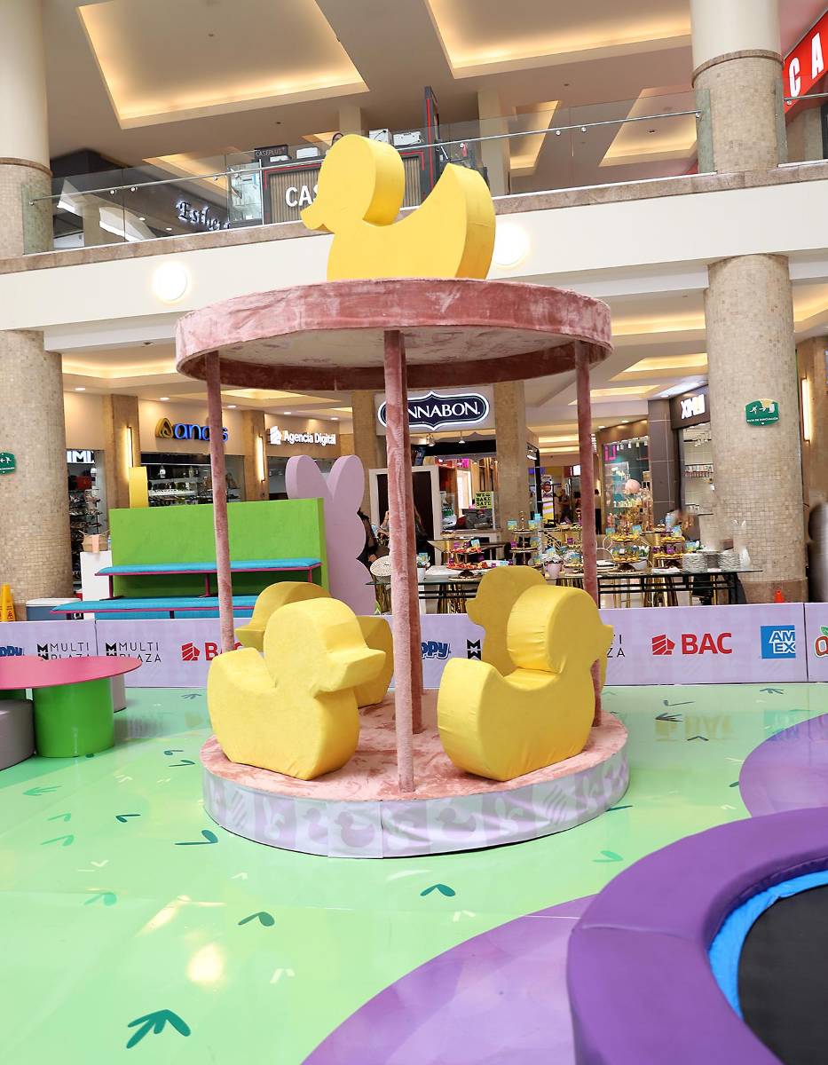 Multiplaza inaugura Easter Bunnyland