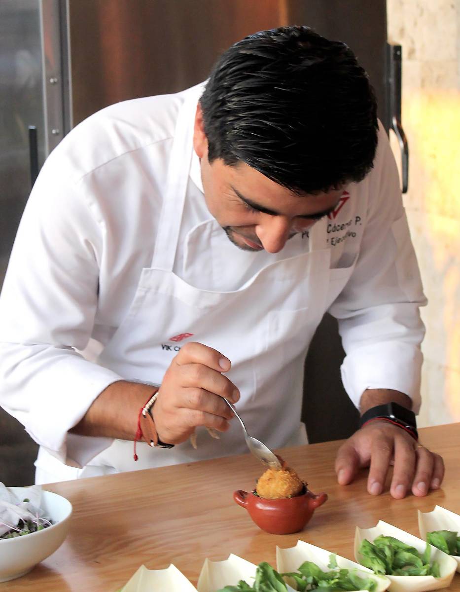 Chef Pablo Cáceres.
