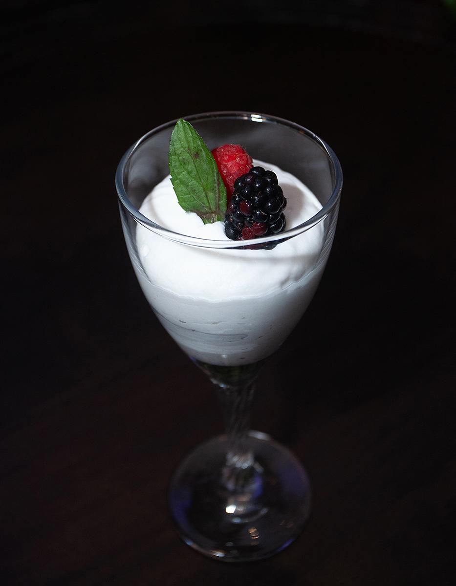 Lemon mousse, postre.
