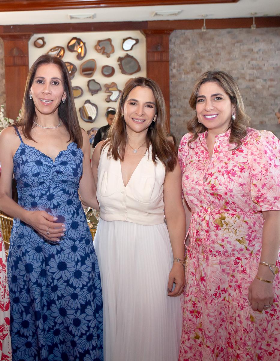Ivette Rishmawy, Jeny Geanine, Giselle Rishmawy y Leyla Faraj.