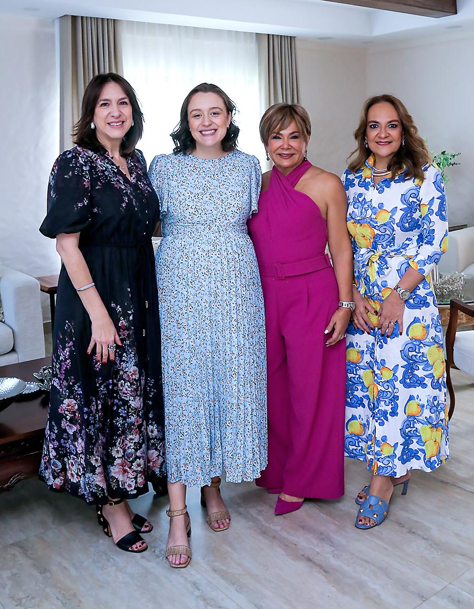 Arabella Membreño, Arabella Hepburn, Pamela Vaquero y Maria Elena López.