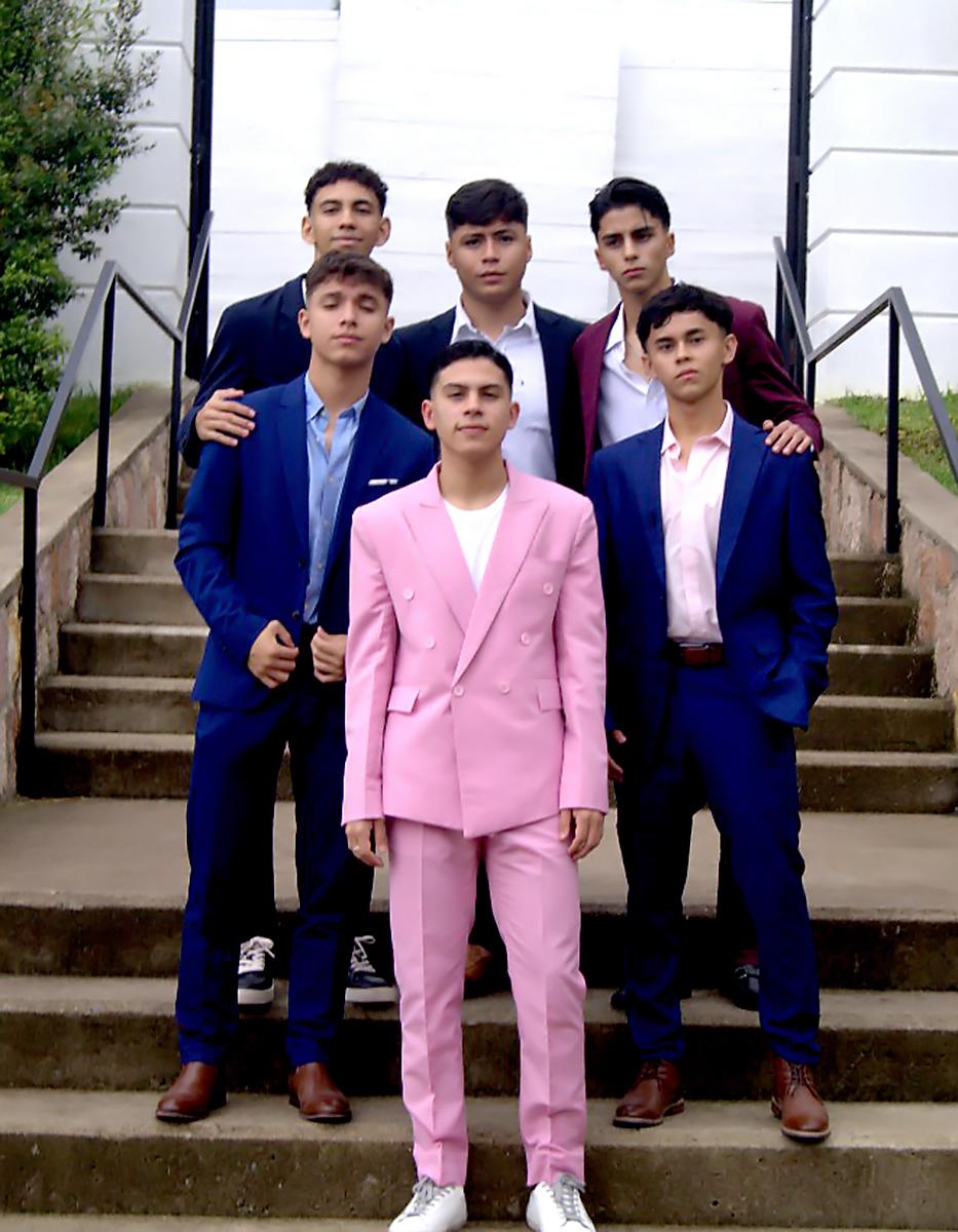 Sebastián Díaz, Andrés Vásquez, Dennis Quijano, Carlos Quiroz, Samuel Medina y Wilson Flores.