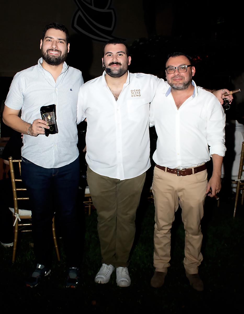 Juan Santos, Jacobo Waincier y Héctor Valladares.