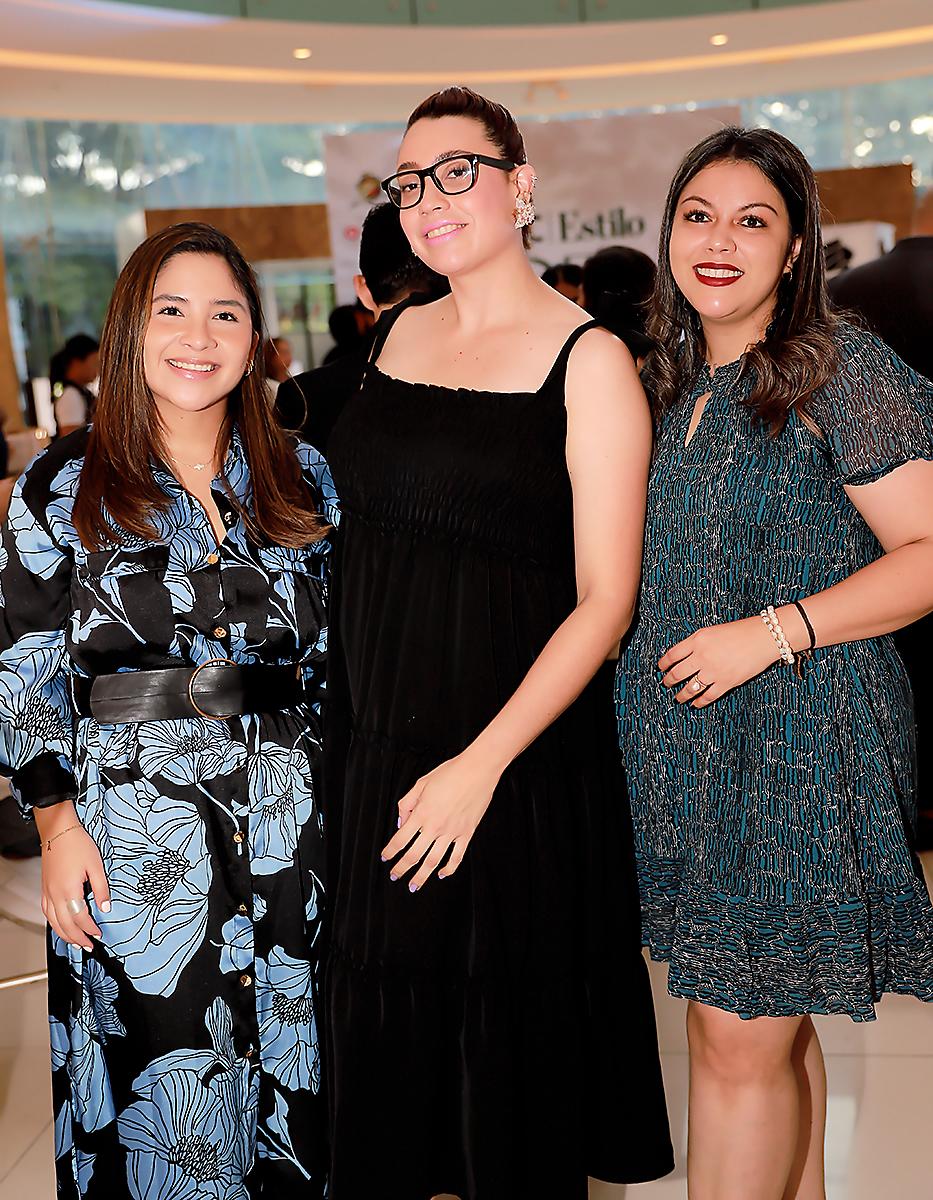 Alessia López, Gabriela Puerto y Leticia López
