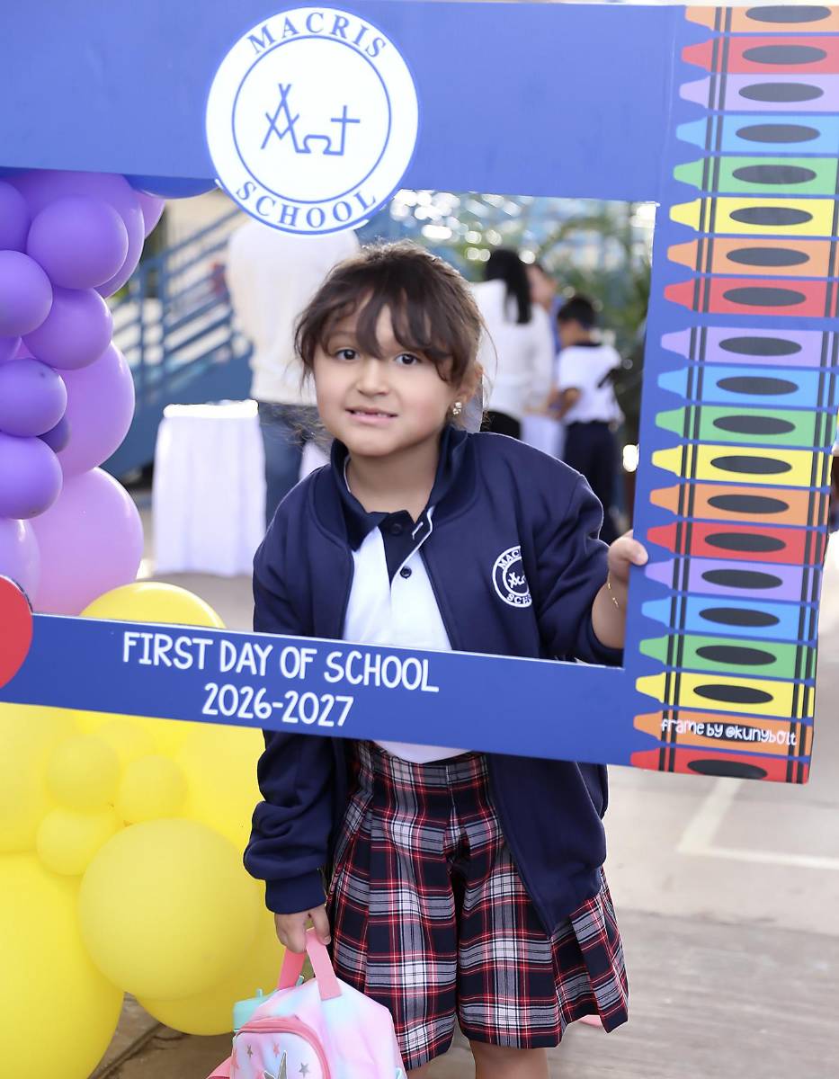 First Day of First Grade de Macris School