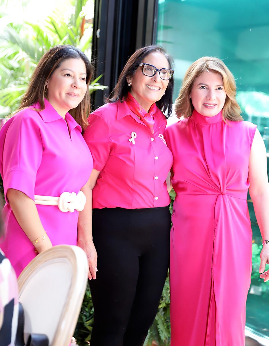 Mónica Gil, Rosemonde Abedrabbo y Gladys González. Mónica Gil, Rosemonde Abedrabbo y Gladys González.