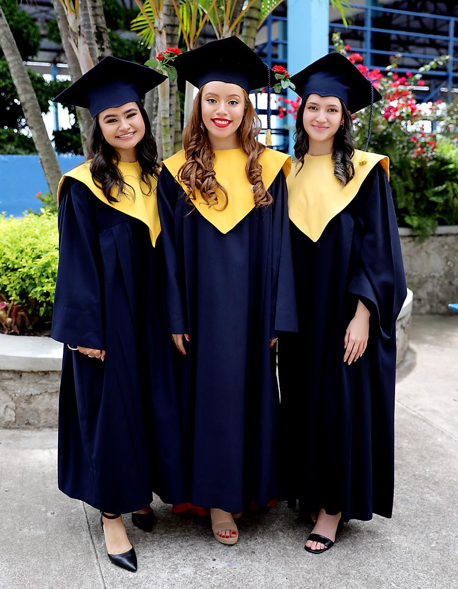 Gabriela Zelaya, Ivanna López e Isabela Pinto